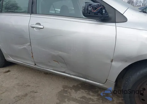 2013 Toyota Corolla Le z USA, uszkodzony, nr VIN 2T1BU4EE3DC921682